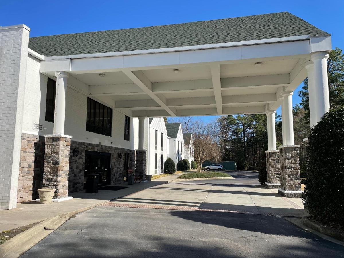 Comfort Inn Pinehurst - Southern Pines Экстерьер фото