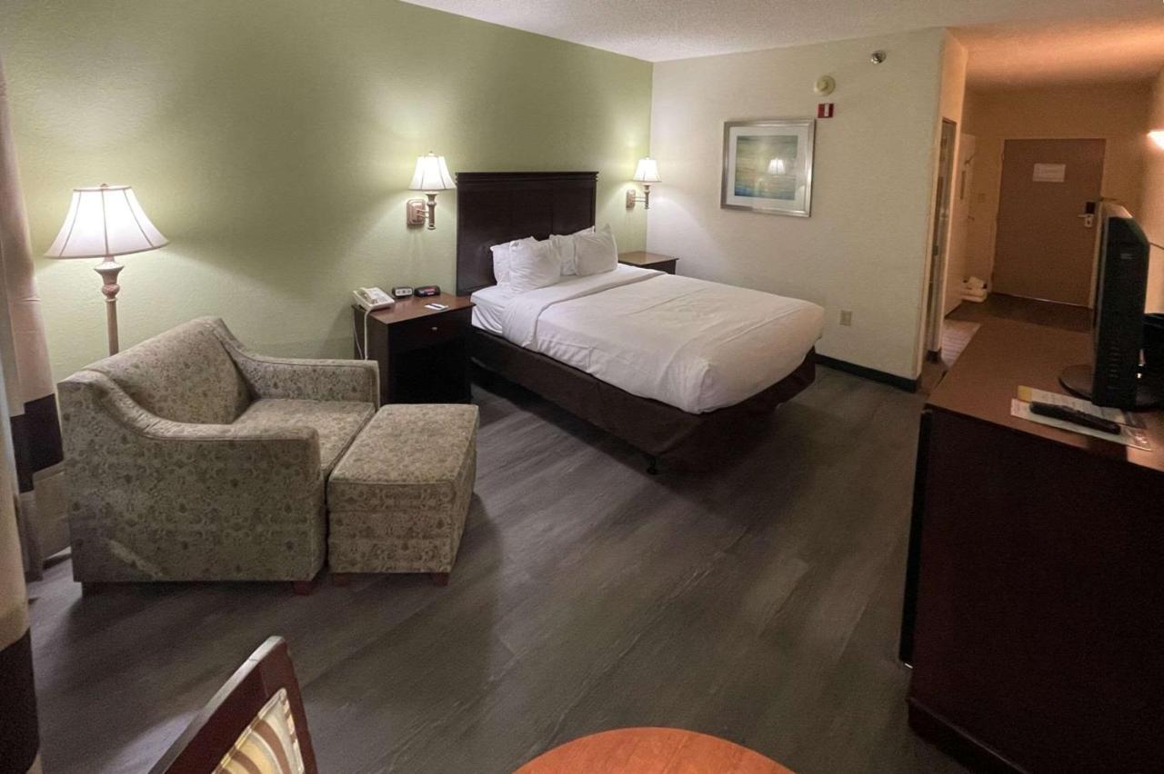 Comfort Inn Pinehurst - Southern Pines Экстерьер фото
